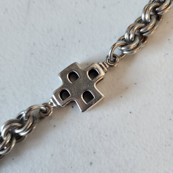 Saint Silver Cross Bracelet "EUC" - Picture 9 of 16